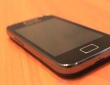 Samsung Galaxy Ace S5830: spesifikasi, penerangan, ulasan